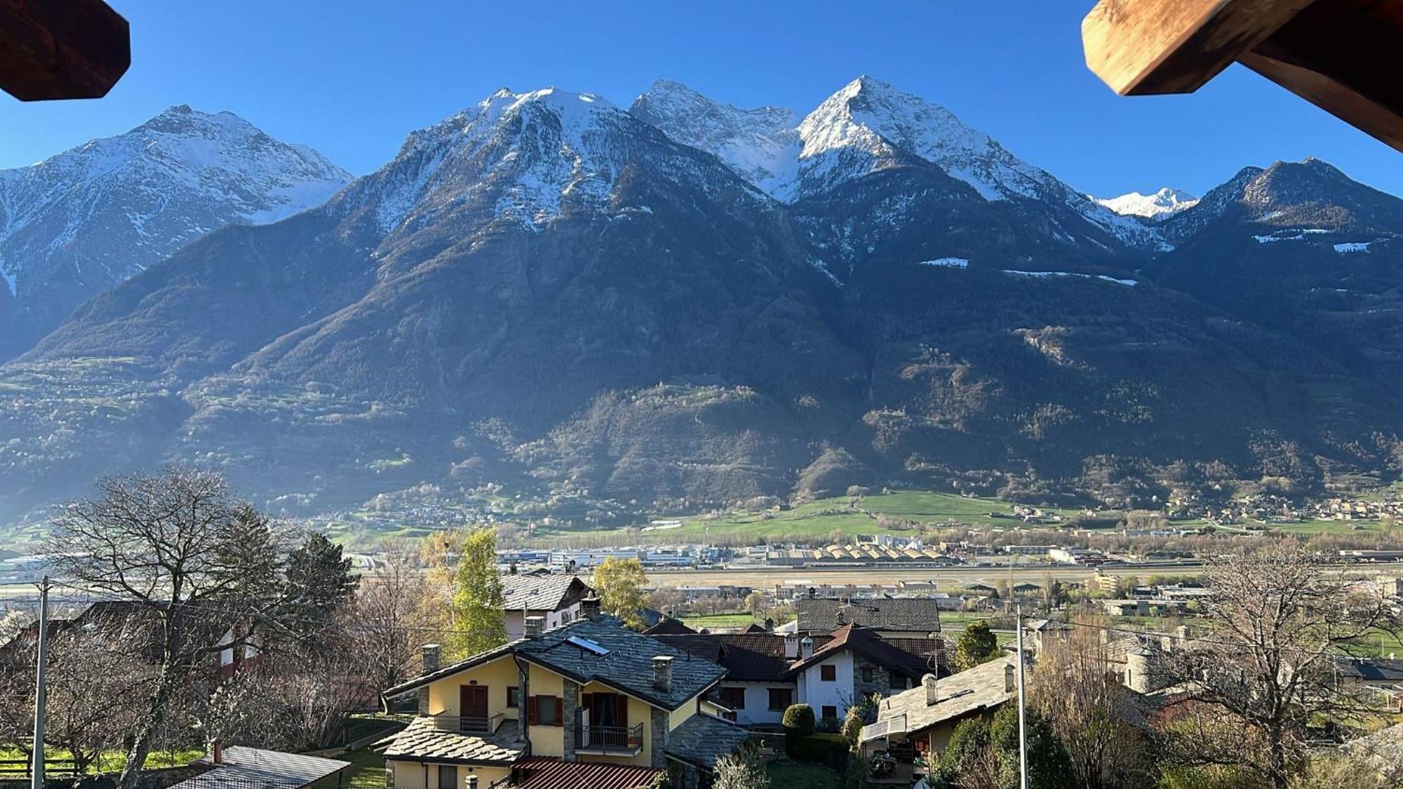 Grazioso Appartamento 1 Aoste Extérieur photo